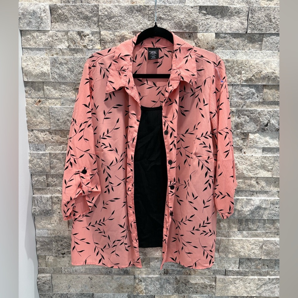 George Coral Leaf Pattern Shirt woman, size 2xl 18-20